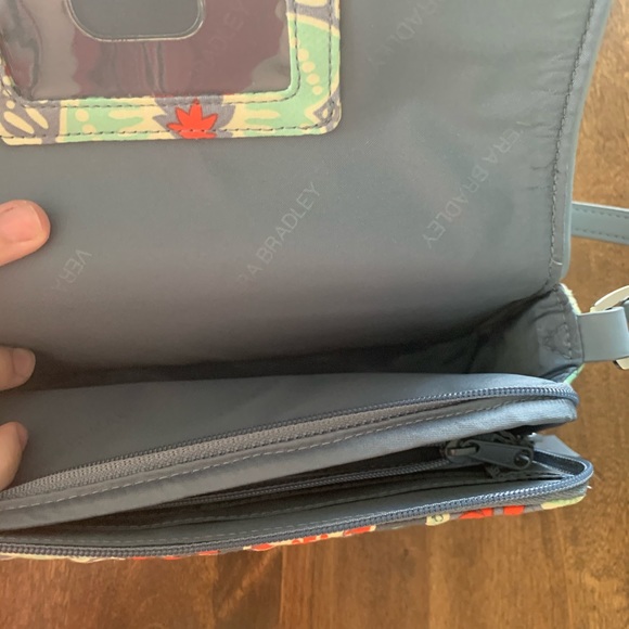 Vera Bradley Cross Body Bag - Picture 5 of 6